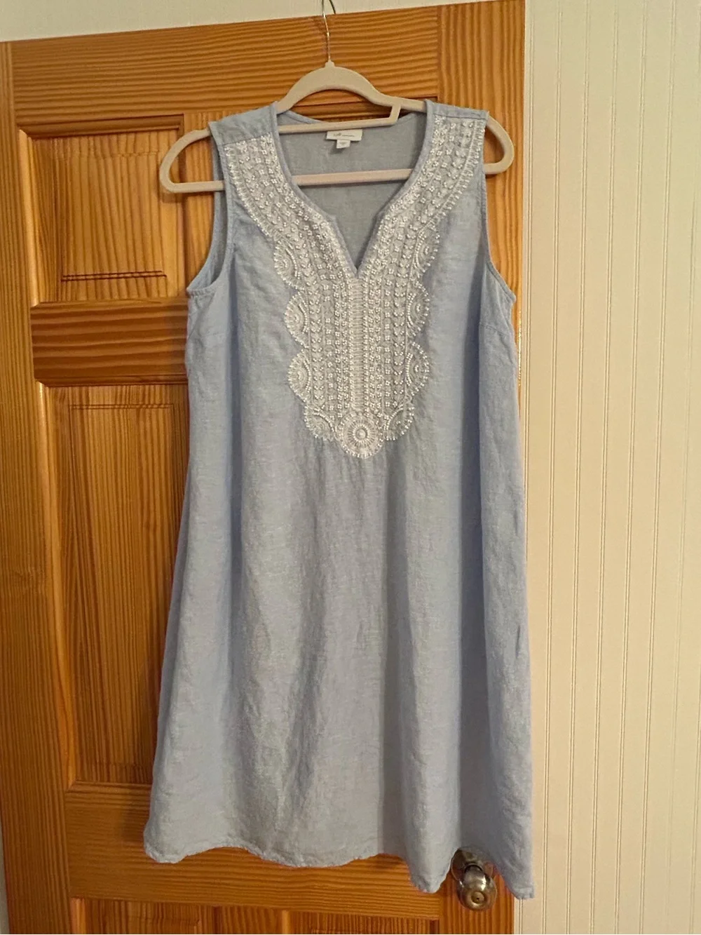 J. Jill Light Blue Sleeveless Embroidered Shift Dress - Picture 1 of 5